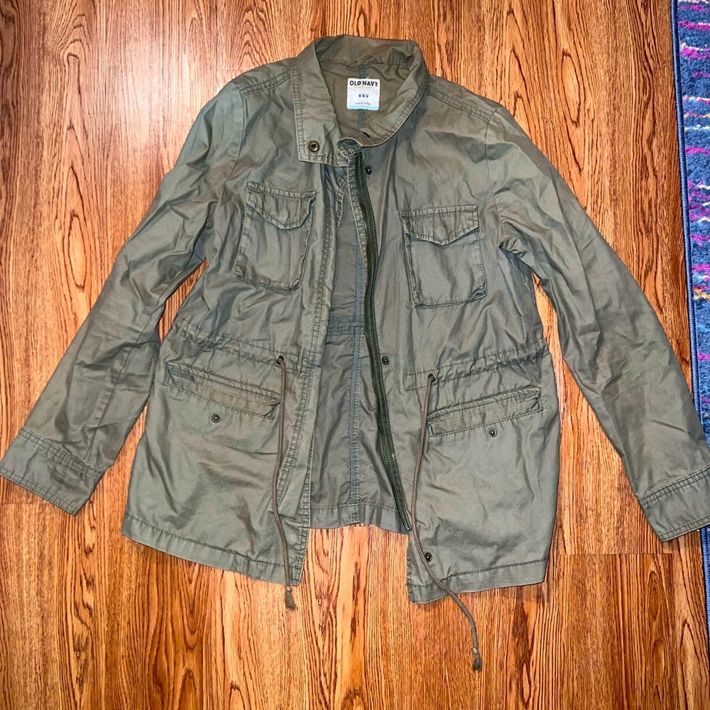 Old Navy Women’s Army Green Spring/Fall Jacket| Wind Breaker| Light Weight